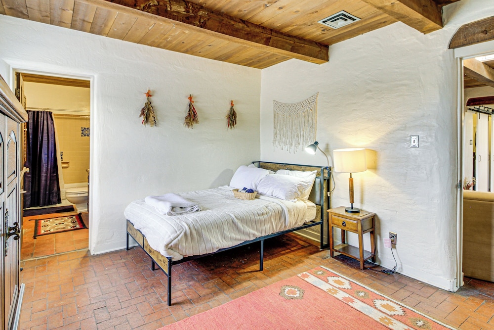 Gorgeous Adobe Home: Classic Santa Fe Style in ABQ