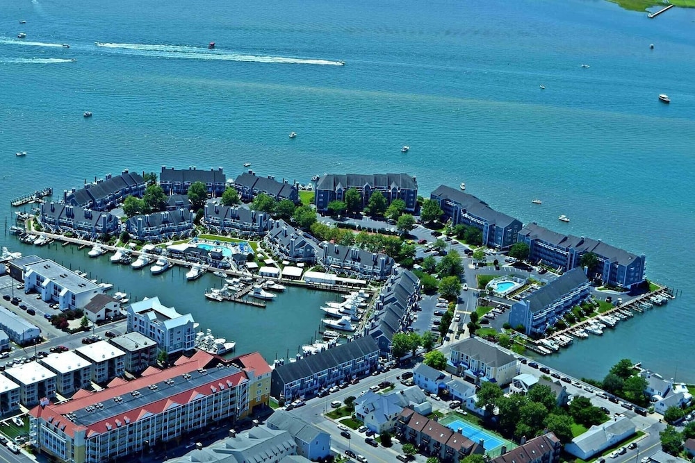 Harbour Island 40f 2 Bedroom Townhouse