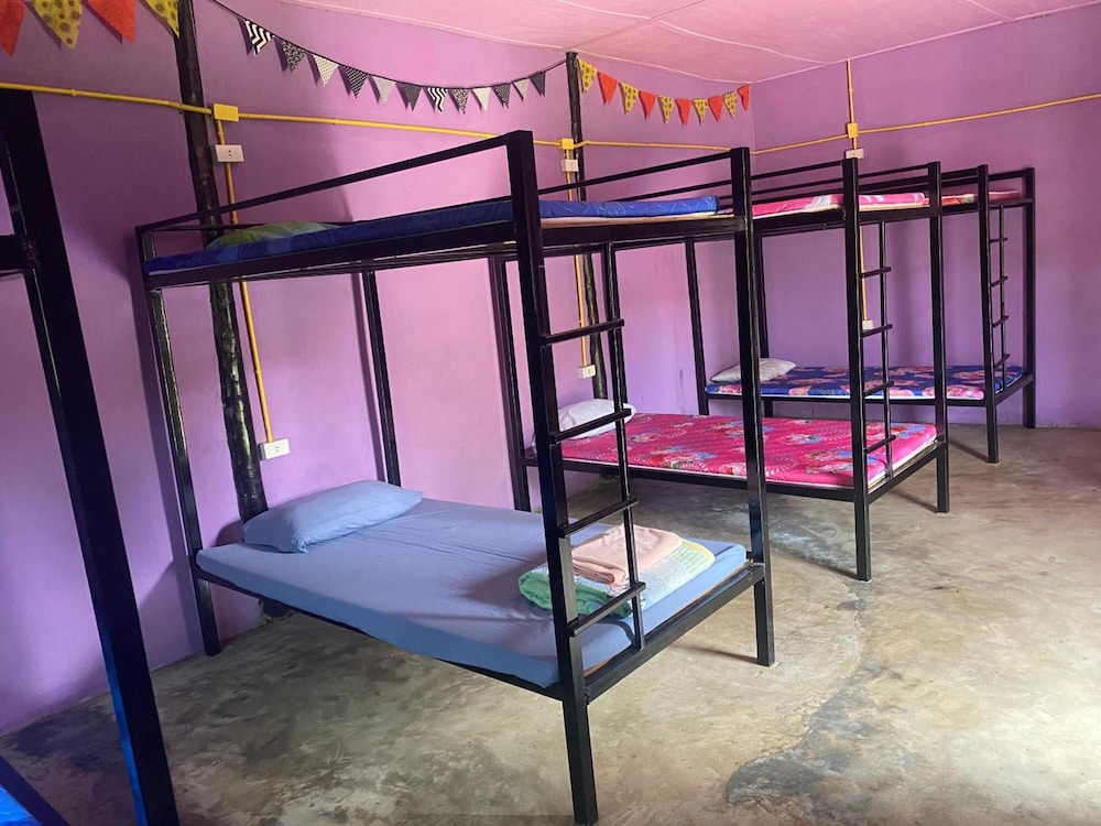 Tribal Pai Backpackers - Adults Only