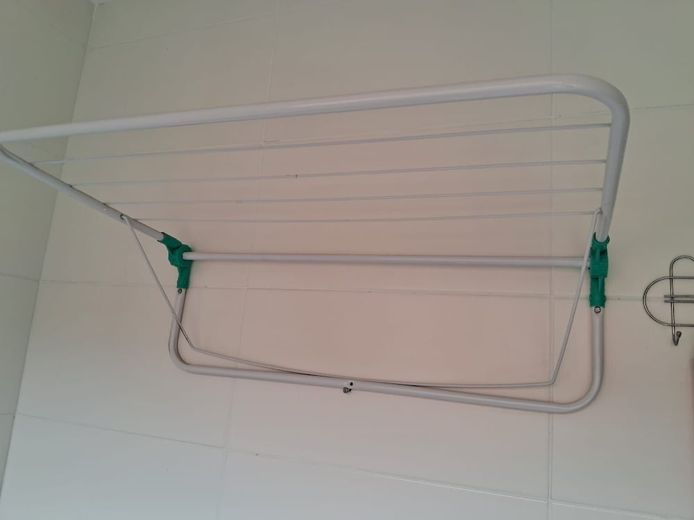 Apto Prédio Costa 1 c/ garagem no centro
