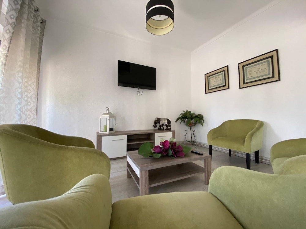 Hostel Paris view 4