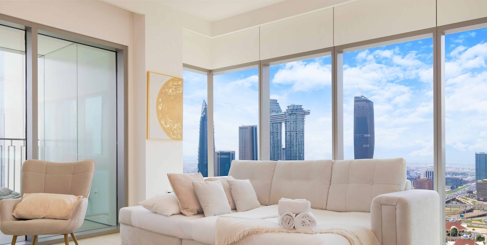 LUX The Burj Khalifa Downtown View Suite