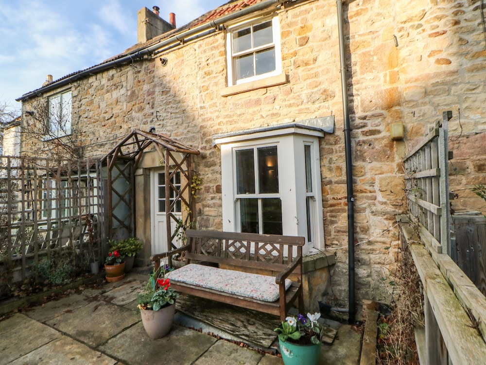 Sunny Cottage