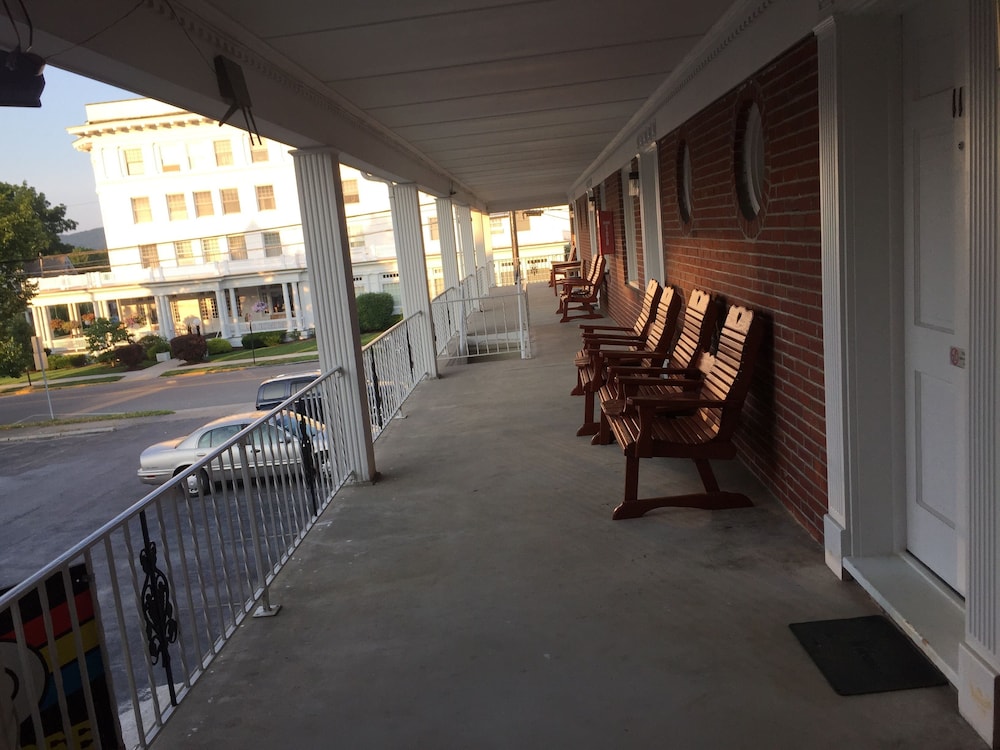 Motel Townhouse