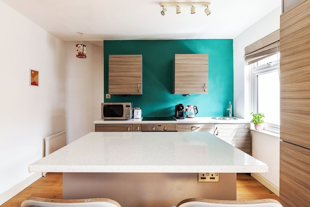 A Tranquil One-bedroom Flat Near Brockwell Park