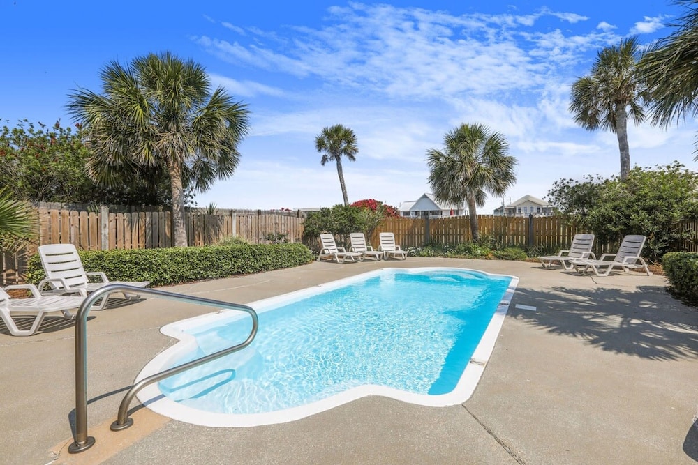 Camp David 4 4 Pool Beach Views Sleeps 16