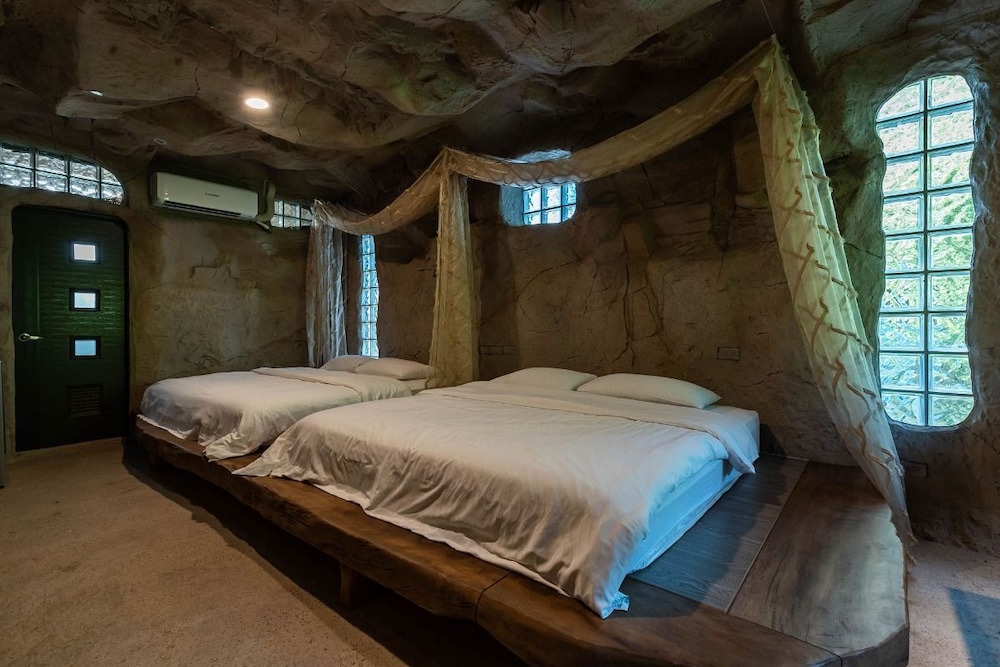 Yi-He Golden Homestay