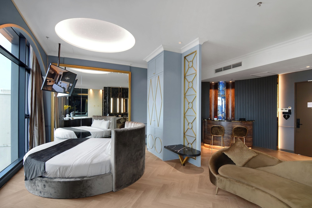The Granite Luxury Hotel Penang 48
