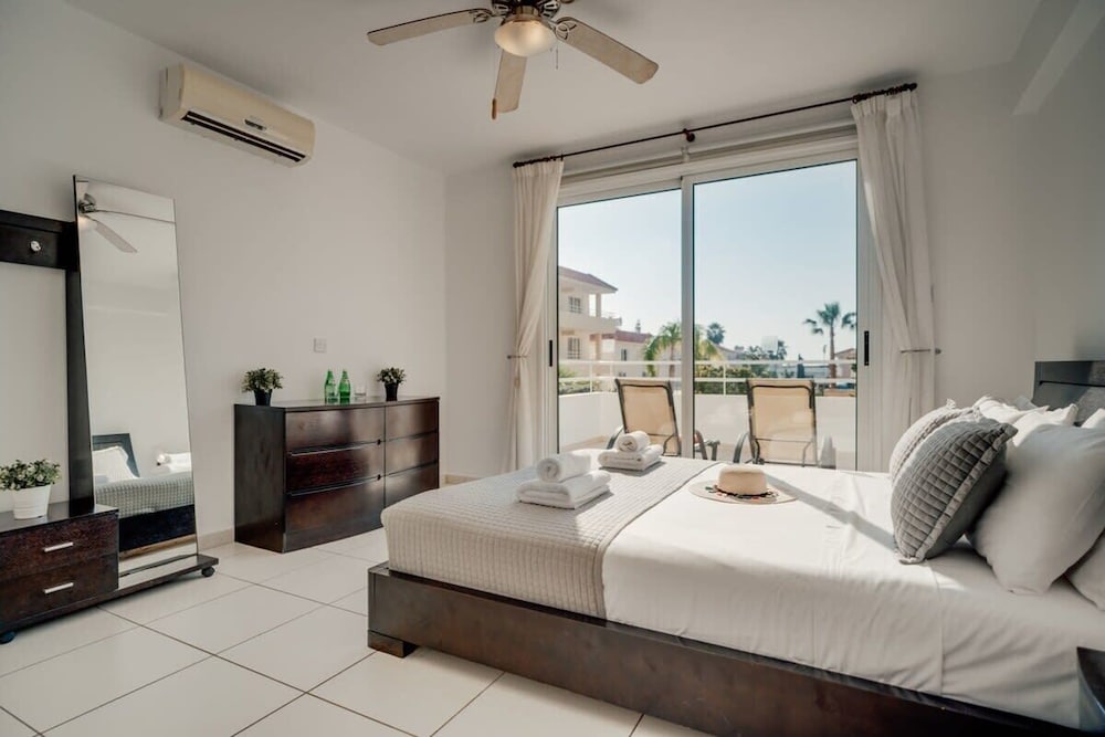 Narcissos Nissi Beach Apartment C5