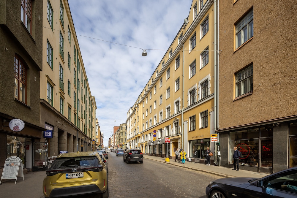 Scandinavian Apartments Fredrikinkatu view 2