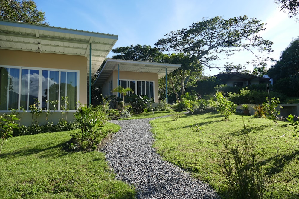 Hotel Casitas Vista Verde - Image 1
