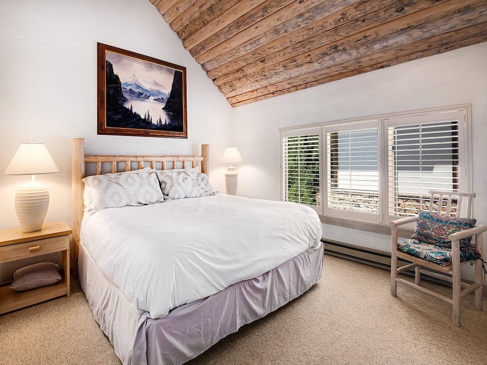 Vail Village Inn - Property Image 10