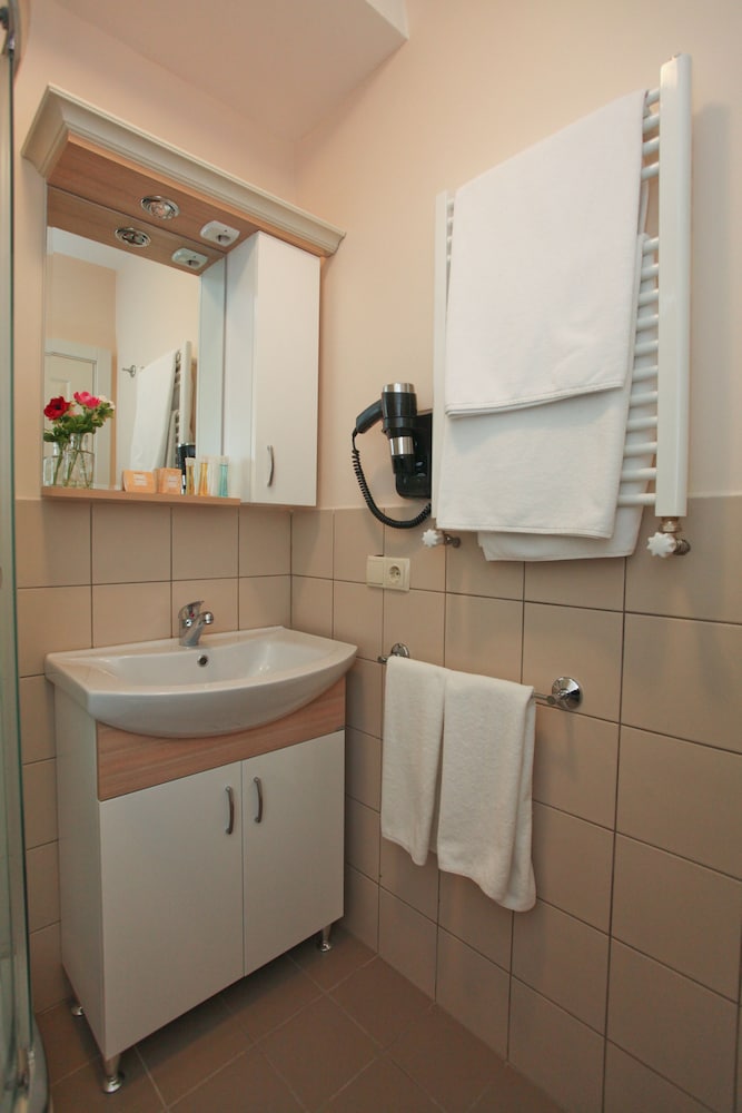 Three Apples Suitleri ve Otel - Image 23