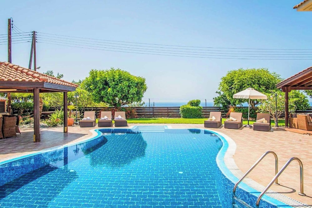 Villa Nikos Argaka