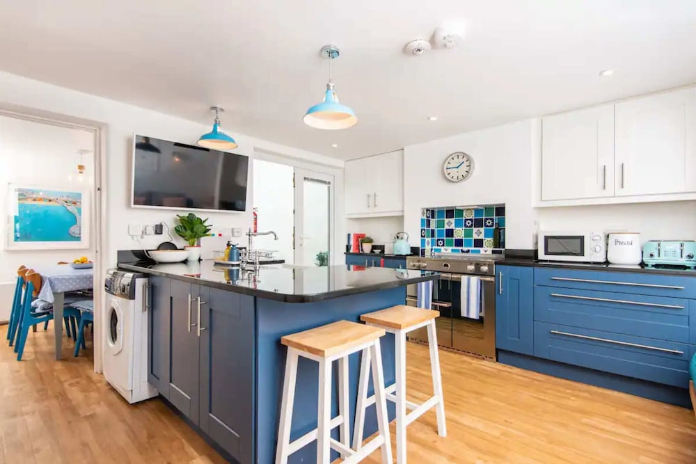 Quirky 1 Bedroom Apartment in Kemptown view 3
