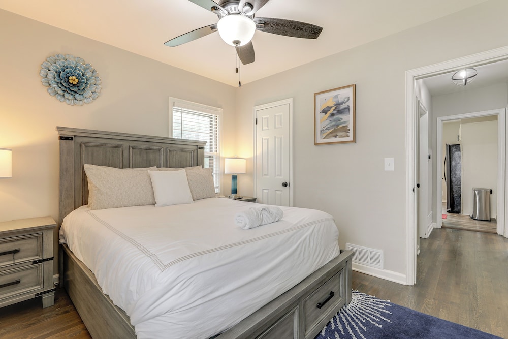 Updated Piedmont Heights Apt - 5 Mi to Dtwn Atl!