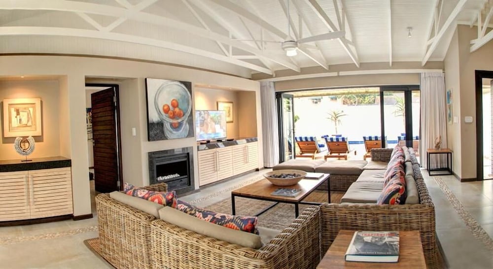 Scallop Guest Lodge