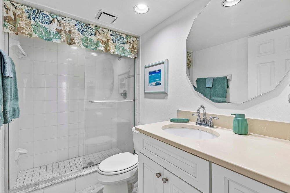 Smyrna Beach Club 818b