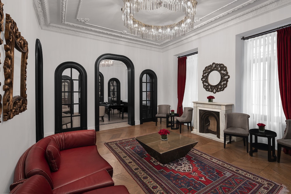 AKKA Lush Otel Taksim - Image 25