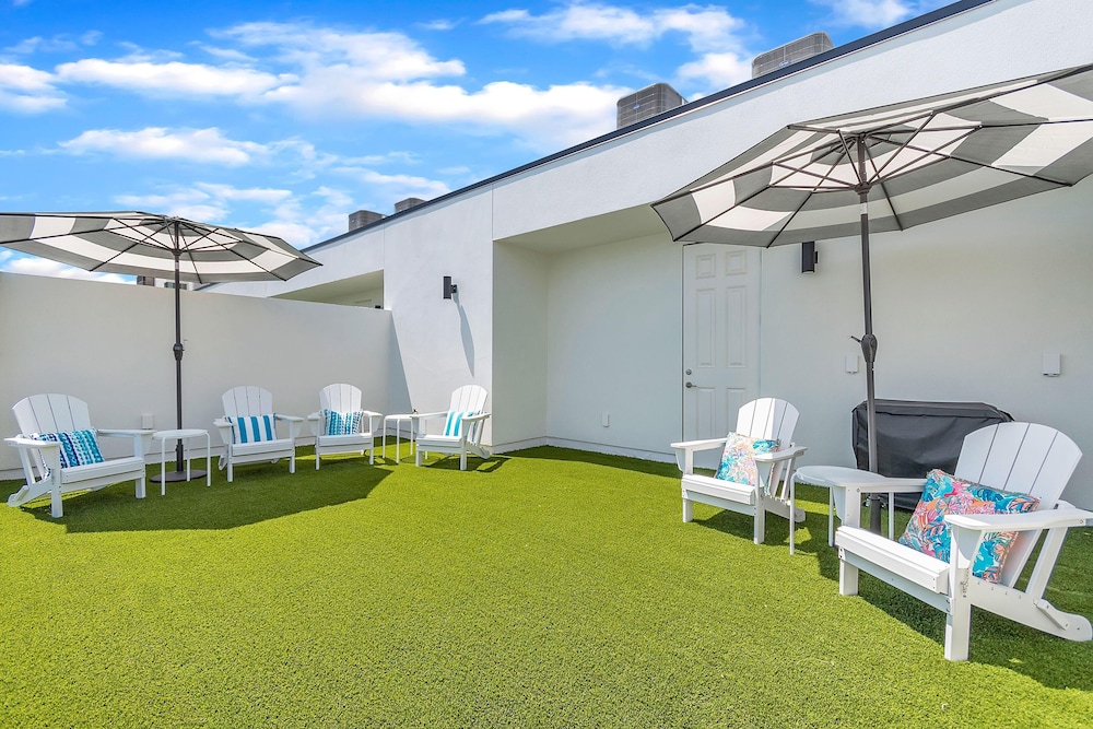 Azul Townhomes B3