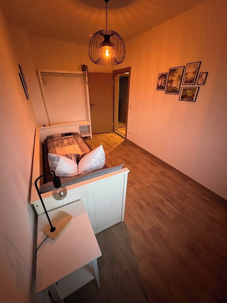 Charming 3-room Apartment in Hoyerswerda, Lusatian Lake District