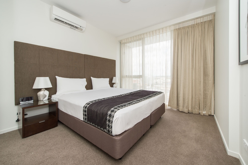 Rockhampton Vacations - Empire Apartment Hotel - Property Image 7