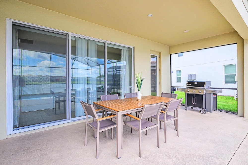 Waterfront Pet-friendly Home w Pool-spa-games-bbq view 4