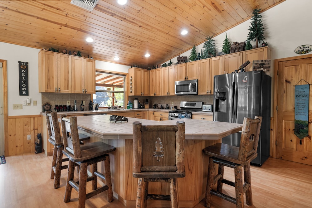Sugarbear Cabin