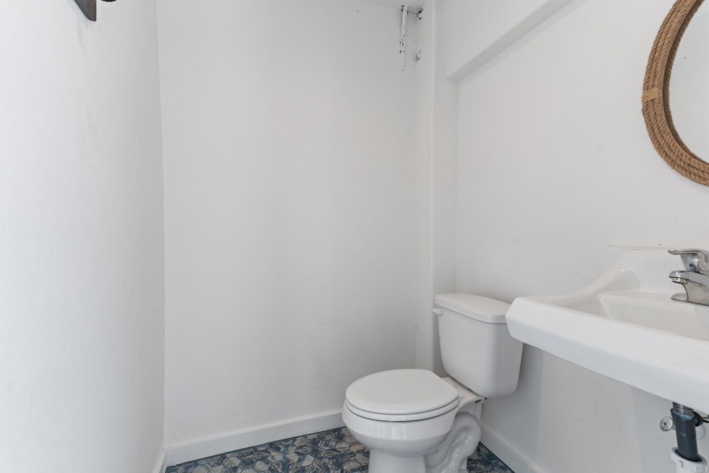 Palm Beach! Private Pool - Boardwalk - Game Room!