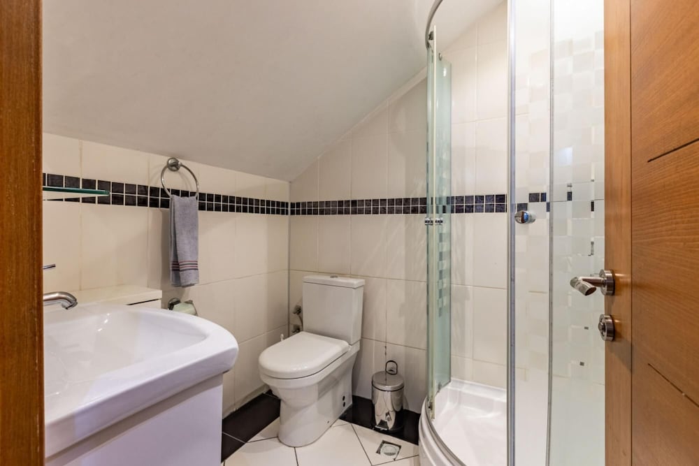 Phenomenal Duplex Flat Near Nisantasi in Besiktas
