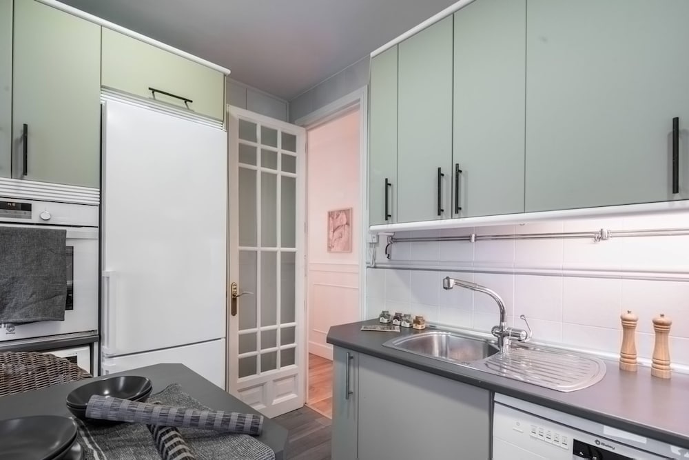 Betawi - 3 Bedroom in Chamber