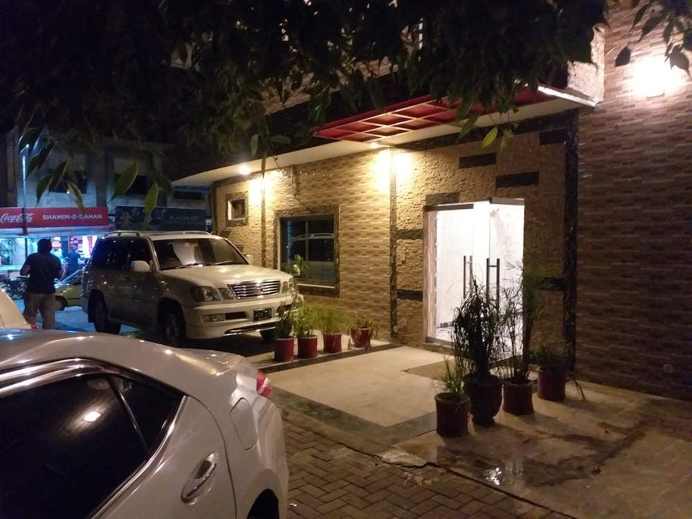Islamabad Guest House view 3