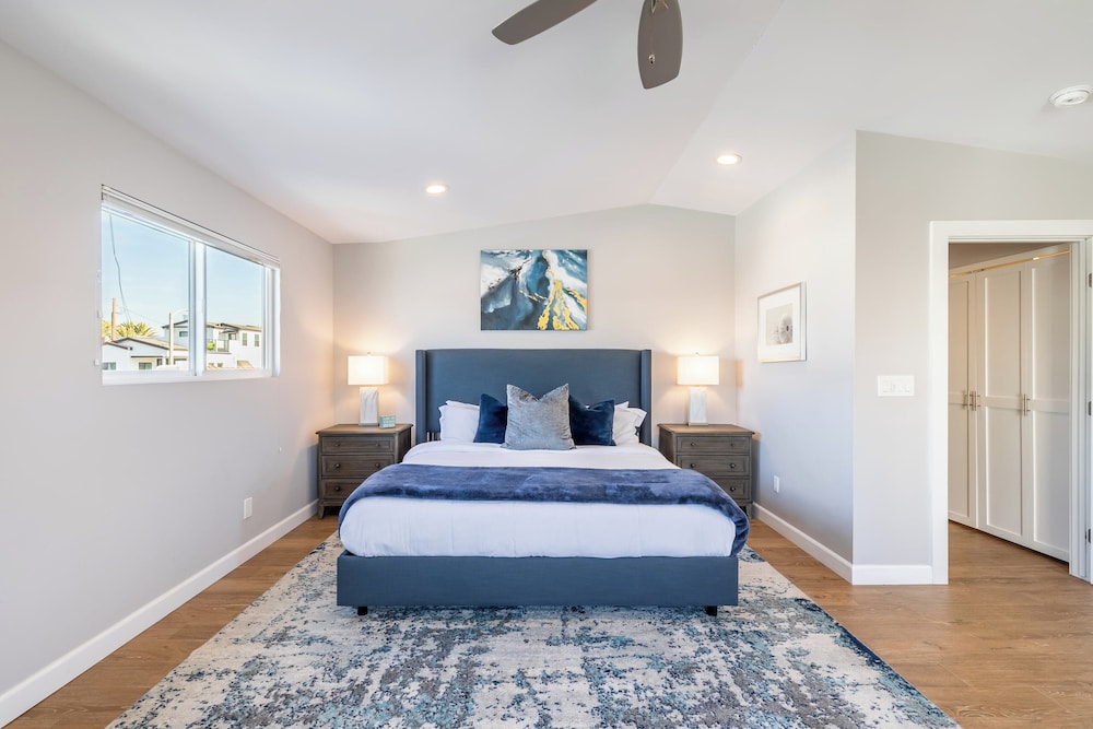 Ocean Breeze Buyout by Avantstay Steps to Beach! view 3