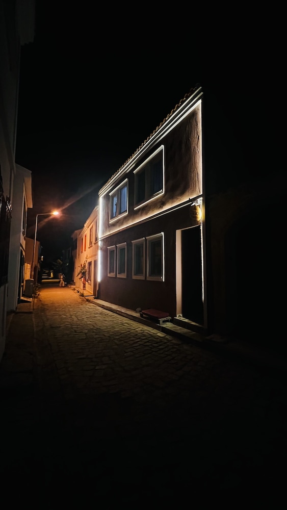 Hüya Bozcaada - Image 24