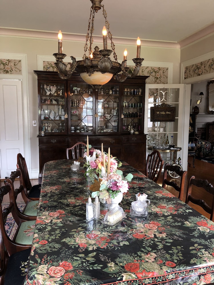 Angie's B&B