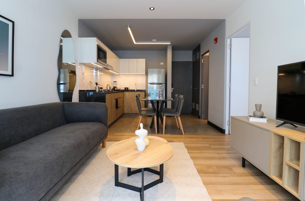 w Dazzling 1BR w Perfect Balcony in San Isidro