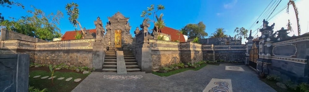 Puri Arsa Bali