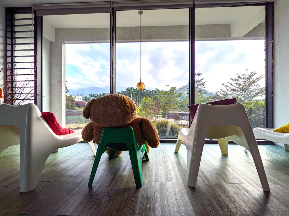 Hoyu House
