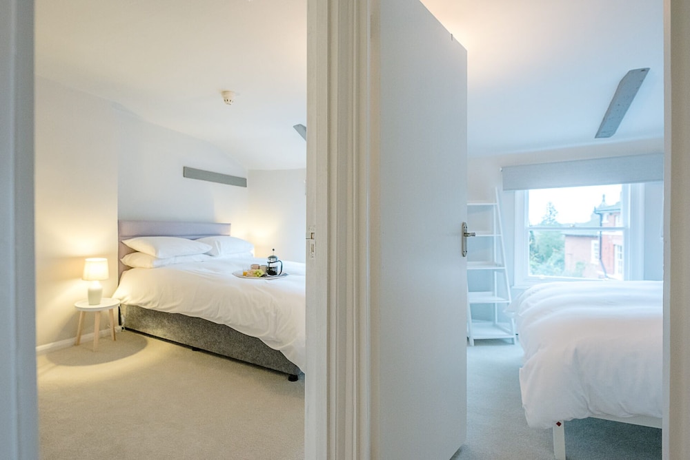 6a Market Hill, Woodbridge view 3