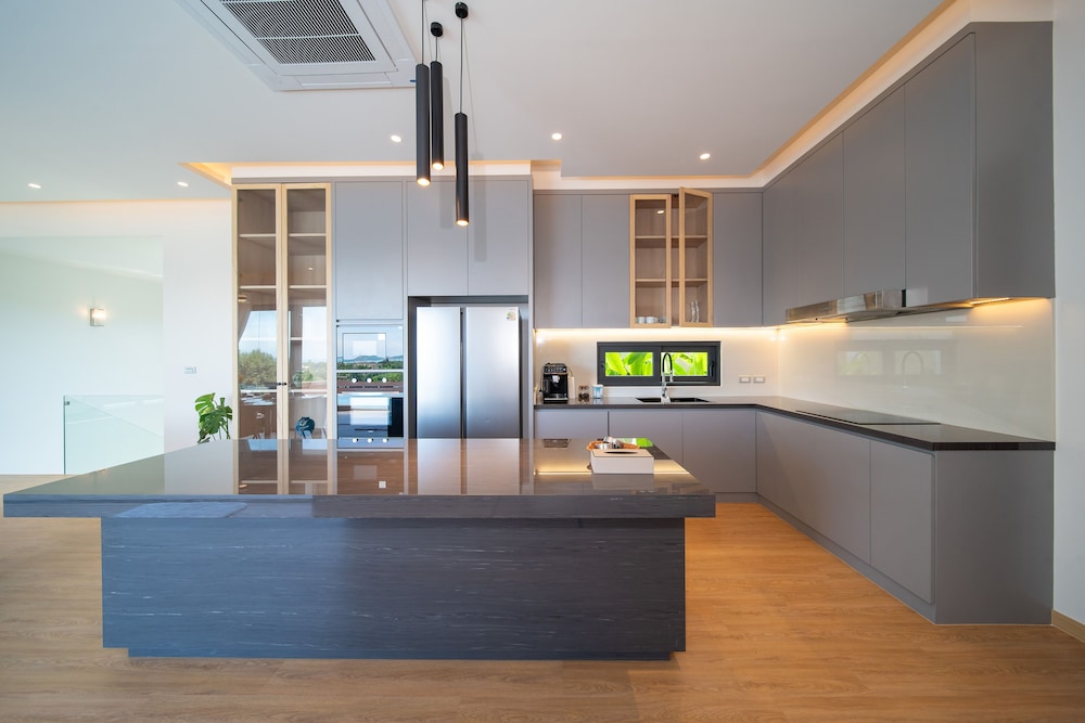 The Salin Seaview Villas