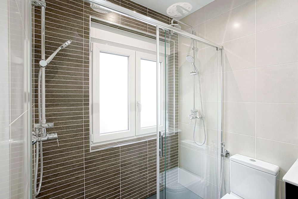 Bright 2 Bd Apart in Front of Retiro Park. Retiro II view 2