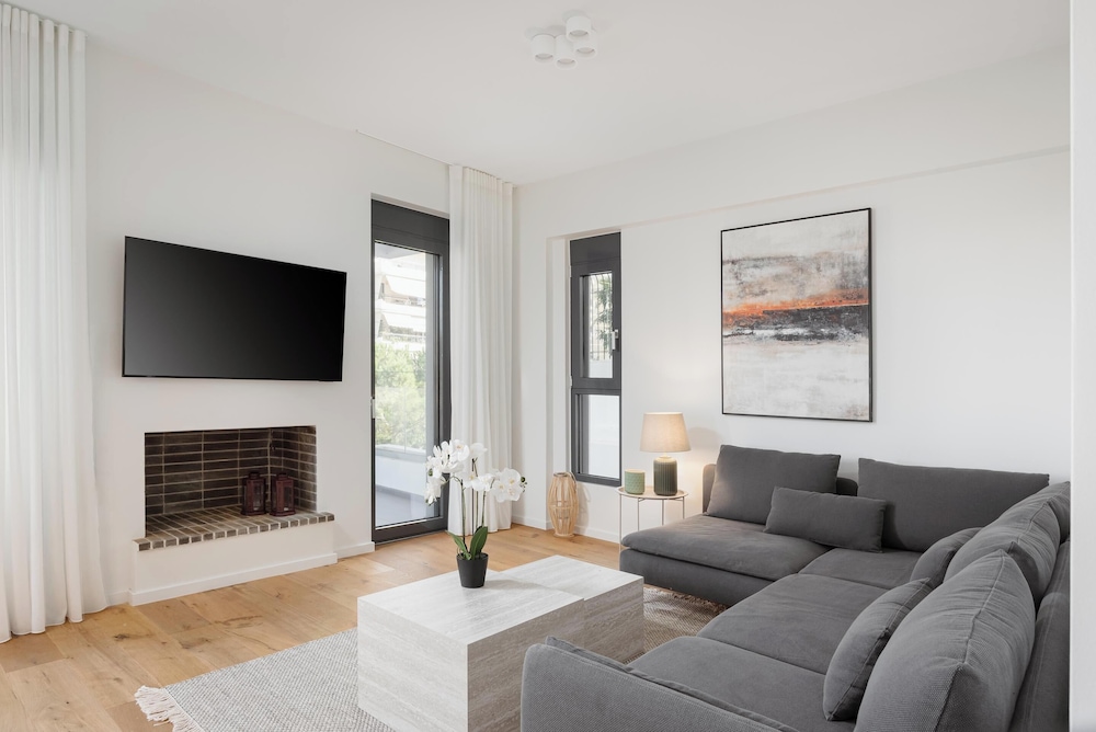 Glyfada Experience Residence