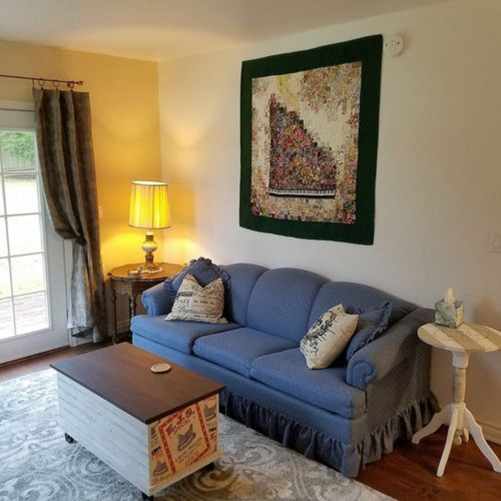 Arbor Rouge Cottage