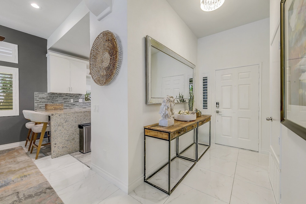 Desert Oasis Retreat Palm Meadows Gem 3 Bedroom Home