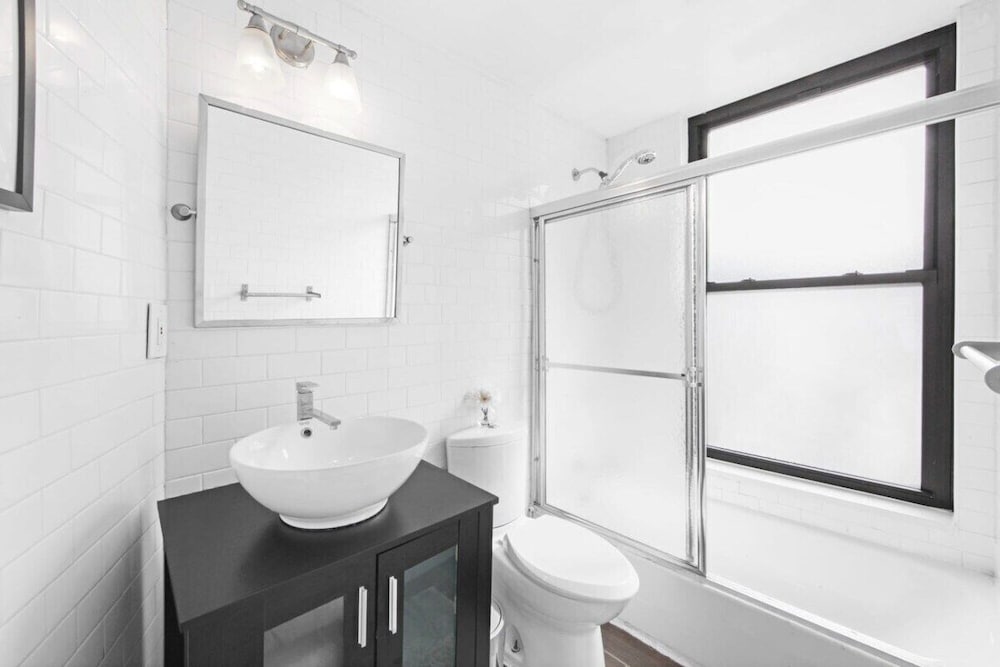 139 West Village Apt