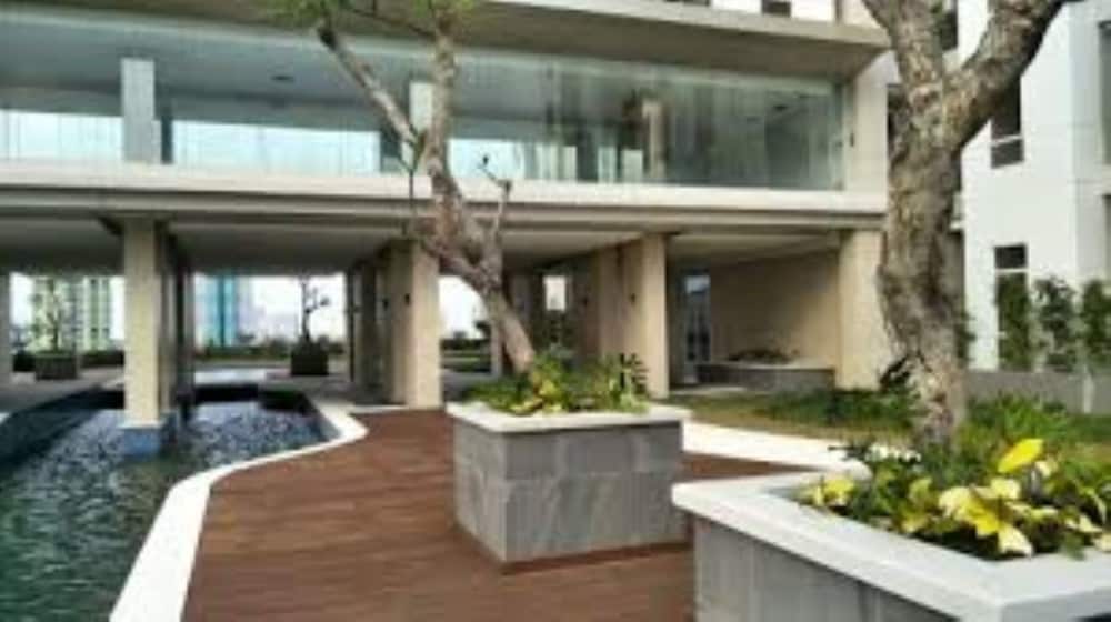 2BR Elpis Residence Apartment Near To Mangga Dua Area