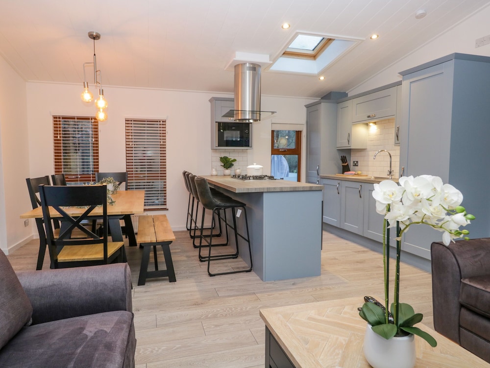 25 Thirlmere