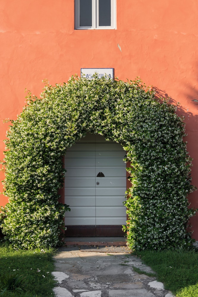 Casa Villa Rentals by Torre a Cona