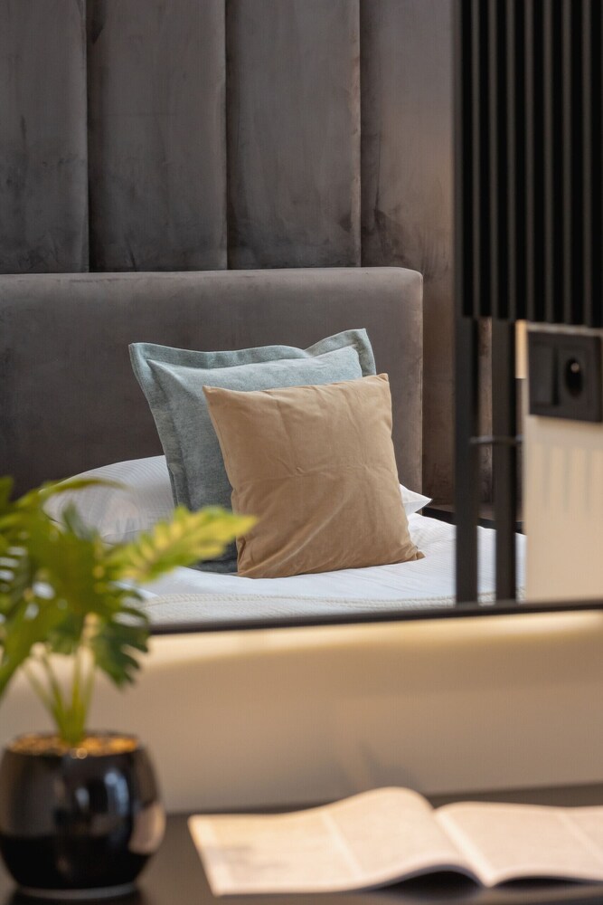 Apartment Kraków by Renters Prestige view 5