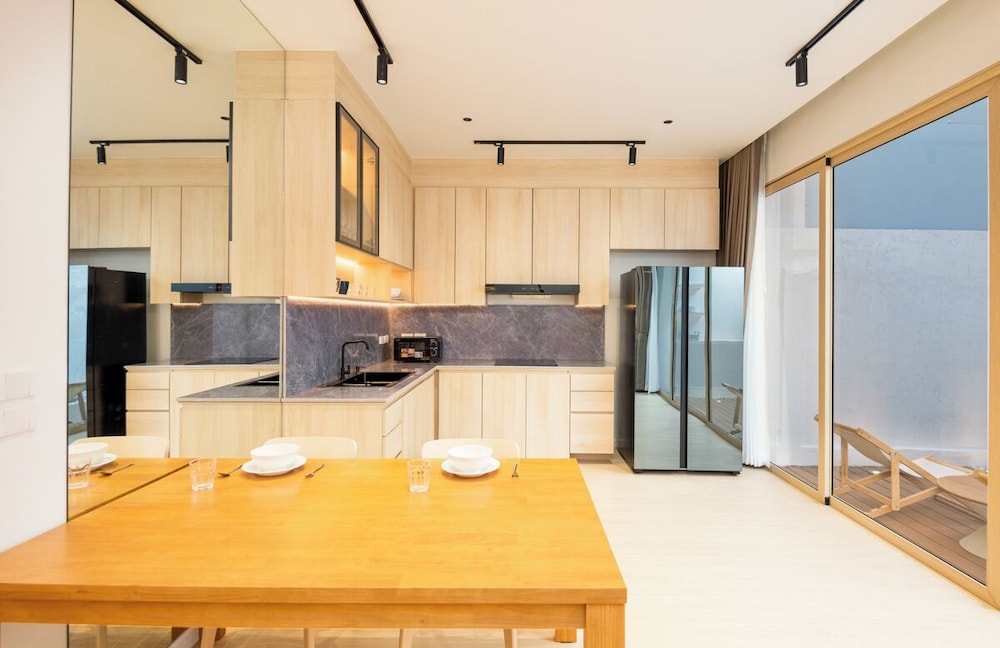 Spacious 4BR Muji Home With Loft & Pool in Ekkamai